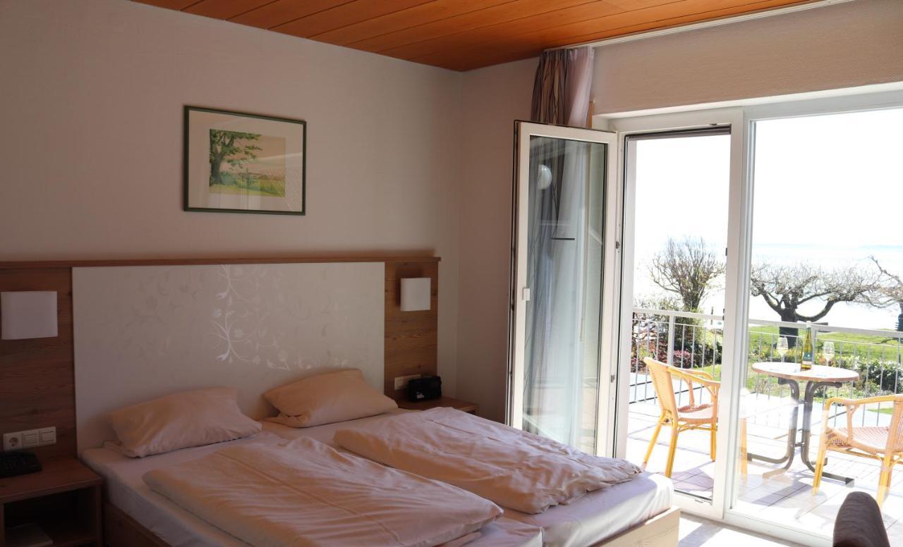 Strandhaus Hagnau Hotel ภายนอก รูปภาพ